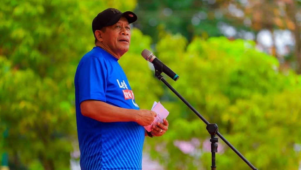 Wagub Sultra Pimpin Jalan Sehat Hari Hepatitis Sedunia