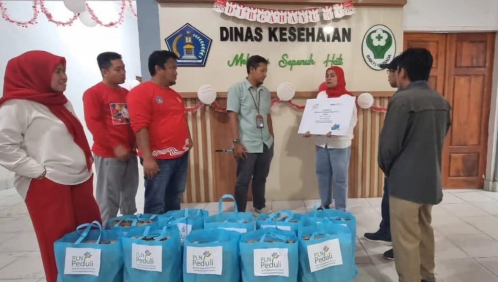 PLN dan Pemkot Kendari Ulurkan Bantuan Gizi untuk Pejuang TBC