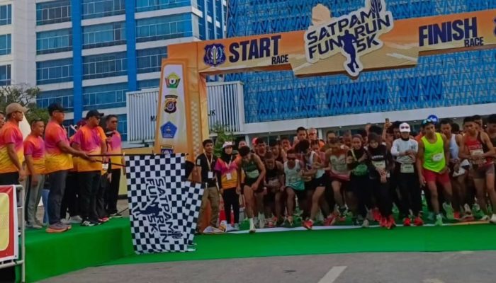 Ratusan Peserta Padati Balai Kota, Wawali Kendari Meriahkan Satpam Run 2026