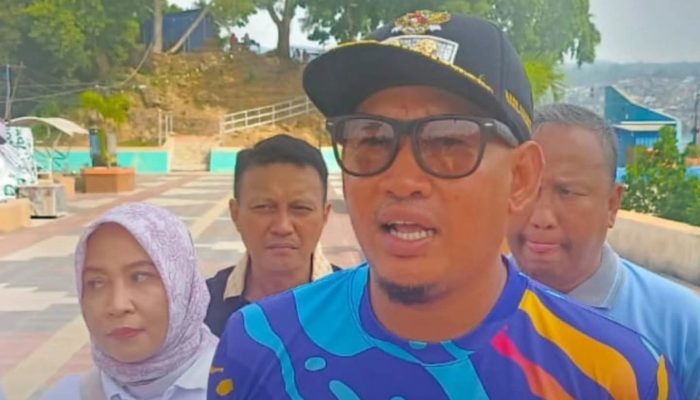 Perkuat Sinergi, Pemkot Kendari dan Forkopimda Gelar Kerja Bakti Massal di Tambat Labuh Papalimba