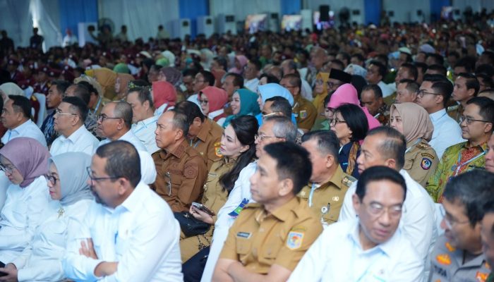 Gubernur Sulawesi Tenggara Hadiri Peresmian 166 Sekolah Rakyat di Banjarmasin