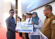 3.500 Siswa SMA, SMK, dan SLB di Sultra Terima Bantuan Pendidikan