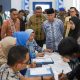 Gubernur Sultra Serahkan Rapel Gaji Enam Bulan Bagi Ribuan PPPK Paruh Waktu