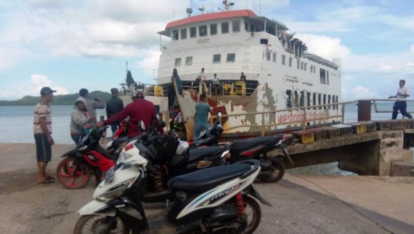 Pelayanan Penyebrangan Torobulu-Tampo Perlu Tambahan Kapal