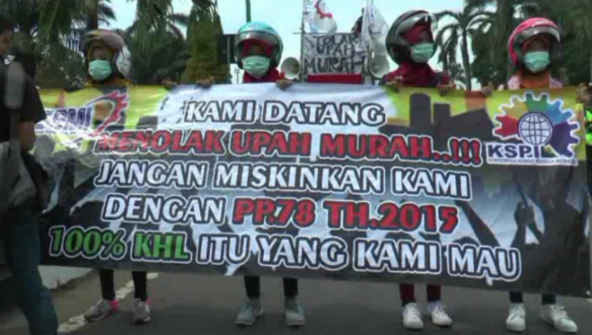 Ratusan Buruh di Jepara Tuntut Upah Layak