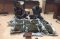 Dua tersangka ini yang ditangkap aparat kepolisian bersama barang bukti berupa daun ganja kering. FOTO : ROBY SINAGA