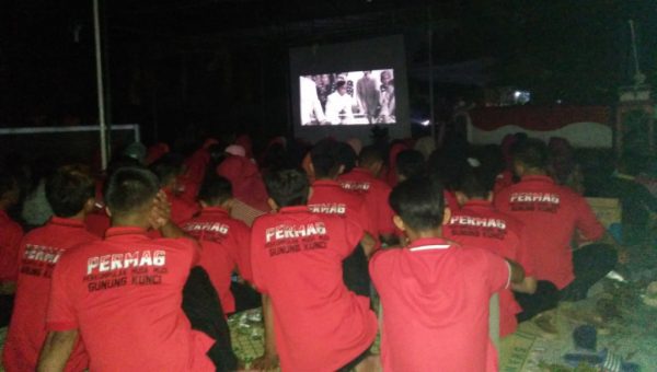 Peringati HSP, Karang Taruna di Kartasura Nobar Film Perjuangan