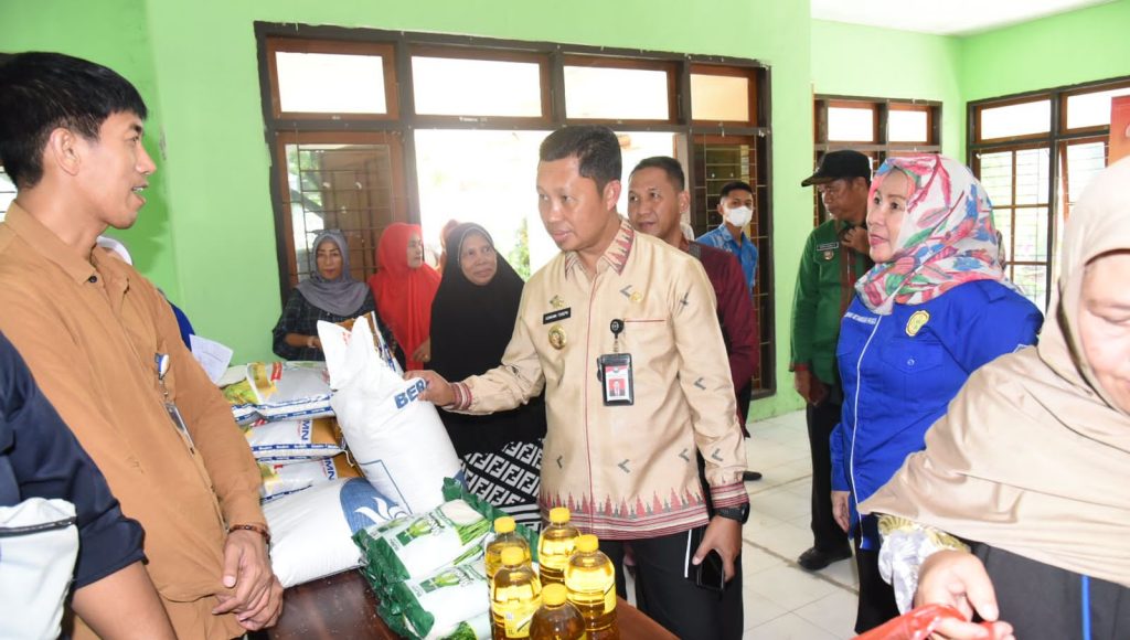 Antisipasi Dampak Elnino, Pemkot Kendari Gelar Pasar Murah di Lima Titik