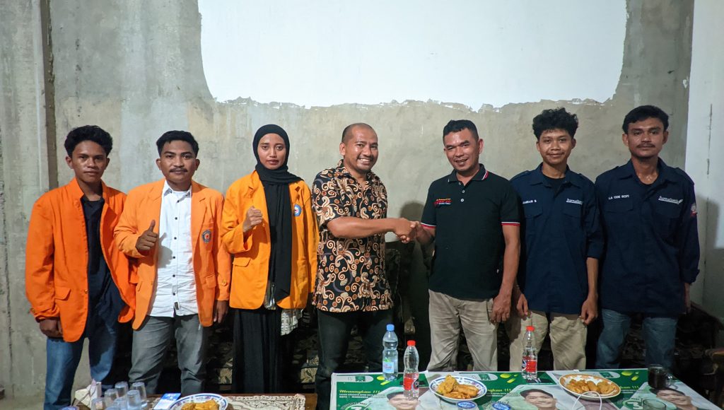 Tingkatkan Pengalaman Kerja, Mahasiswa Jurnalistik UHO Magang di Media Tegas.co