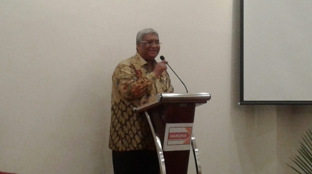 Bakal Calon Gubernur Suiltra H. Ali Mazi SH saat mebawakan visi dan Misi di partai Hanura. FOTO : HERMAN