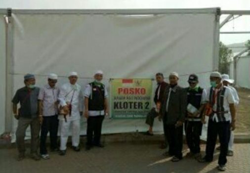 Jelang Jumrah di Madinah Pembimbing Haji Bersama Ketua Kloter Survei Lokasi. FOTO : IST