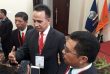 Ketua Delegasi Indonesia, Didi Hamzar (tengah) dan Ketua Delegasi Malaysia, Addyhanis bin Ahamad (kanan) saat ditemui awak media. FOTO : NADHIR ATTAMIMI