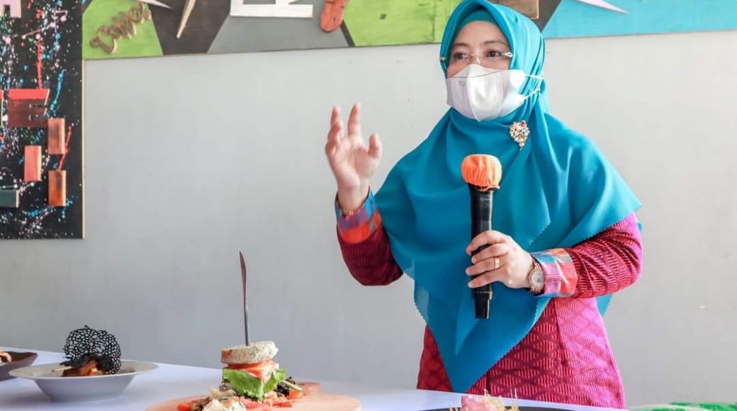 Ketua TP-PKK Kota Kendari Buka Festival Panen Raya Nusantara