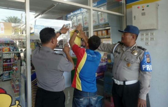 Polsek Langsa Barat, Pasang Spanduk imbauan Kamtibmas&nbsp;di Pusat Keramaian
