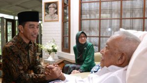 Presiden Ajak Masyarakat Mendoakan Untuk Kesembuhan Mang Ihin