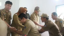Tambah Libur, Sanksi Menanti
