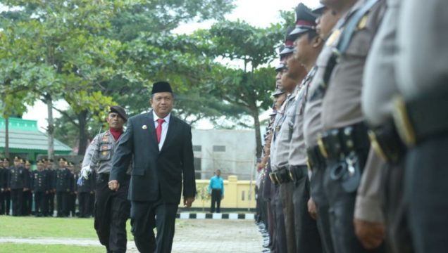 Bupati Muna Pimpin Upacara HUT ke 71 Bayangkara