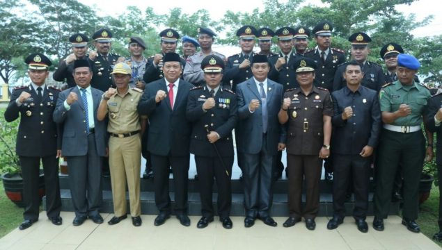 Bupati Muna Pimpin Upacara HUT ke 71 Bayangkara