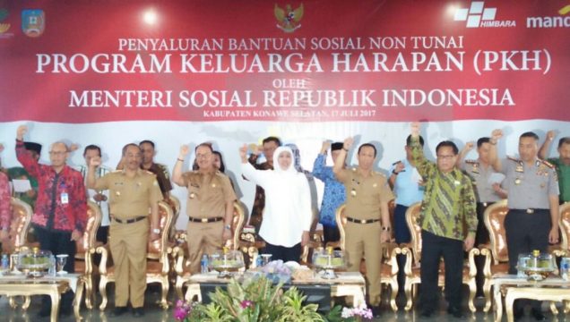 Mensos Pantau Langsung Penyaluran PKH Di Konsel