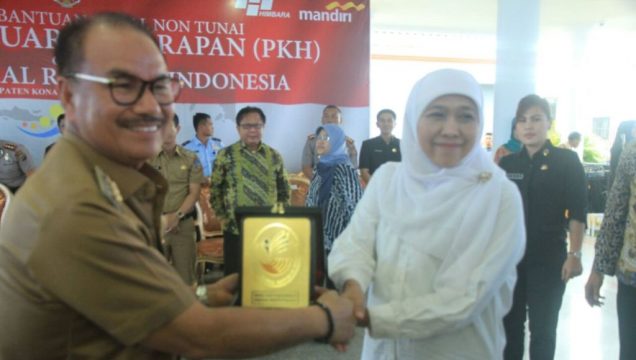 Melalui Pemkab Konsel, Puluhan Ribu Warga Dapat Bantuan dari Mensos