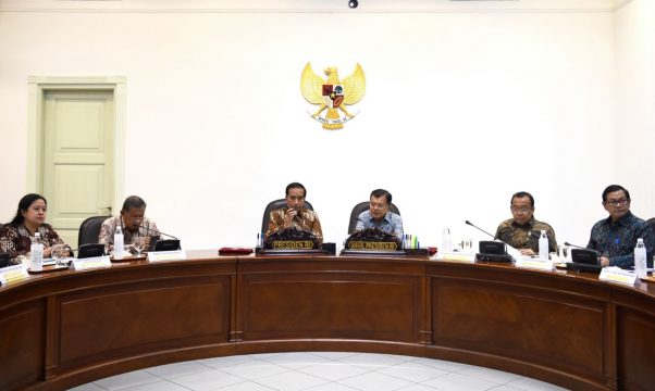 Presiden Tegaskan Perlunya Pengawasan dan Pengaturan Transportasi Daring