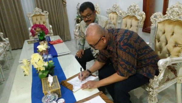 Wakatobi-Buru Selatan Jalin Kerjasama Maritim
