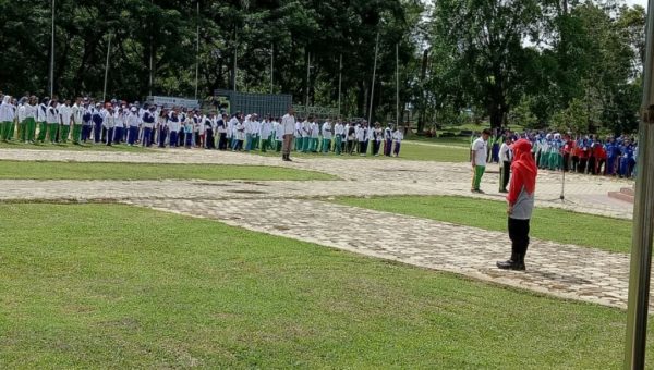 Pemkot Lepas Kontingen PMI Kendari 