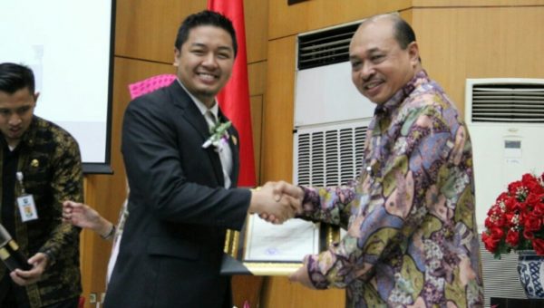 ADP-Sul Sumbang Penghargaan Swasti Saba Wistara Untuk Kendari