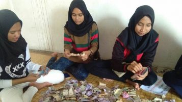 Peduli Katarak, Mahasiswa Lintas Perguruan Tinggi Galang Dana