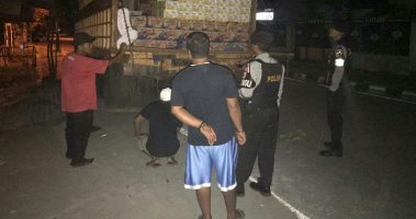 Kantongi Izin Resmi, Kapolres Wakatobi Bebaskan Ratusan Dus Miras