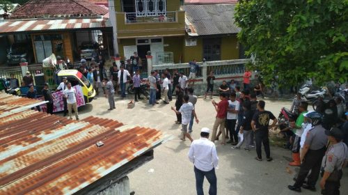 Demo Bentrok Tolak Mobilisasi TKA Tiongkok di Pelabuhan IMIP Kendari