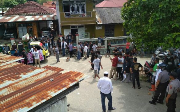 Demo Bentrok Tolak Mobilisasi TKA Tiongkok di Pelabuhan IMIP Kendari