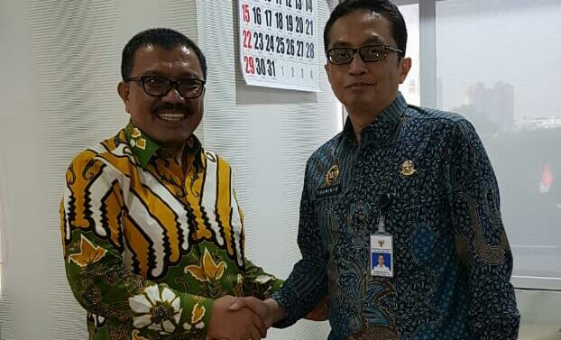 Serahkan Aset Lahan Bandara Wakatobi Pada Kemenhub, Ini Yang Diinginkan Bupati Arhawi