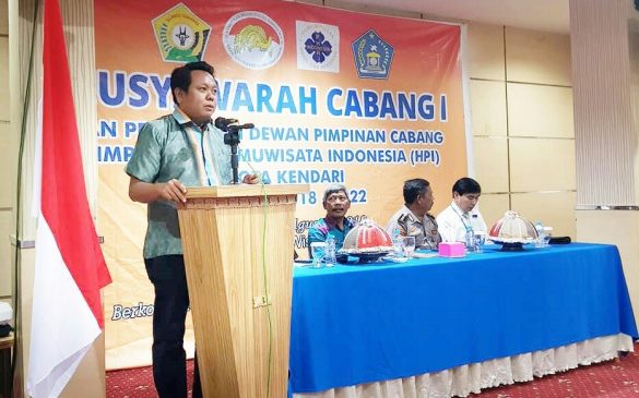 Ketua DPC HPI Hadirkan Aplikasi Wisata di Kendari