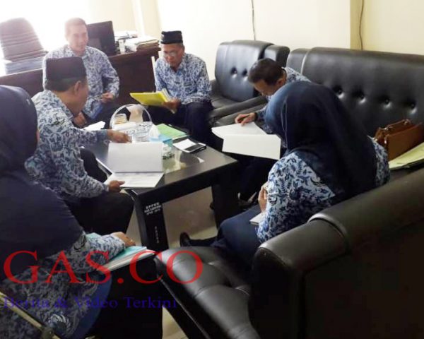 Tingkatkan Kualitas Pelayanan, Pemkab Sampang Lakukan Monev Pelayanan Publik