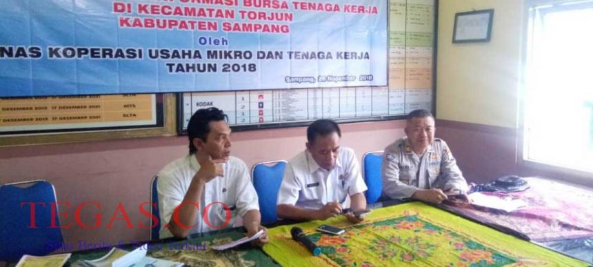 Diskumnaker Sampang Sosialisasikan Penyebarluasan Informasi Bursa Tenaga Kerja