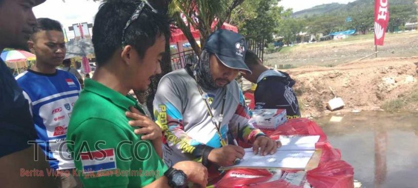 Balap Motor Grasstrack Pertandingkan 4 Kelas