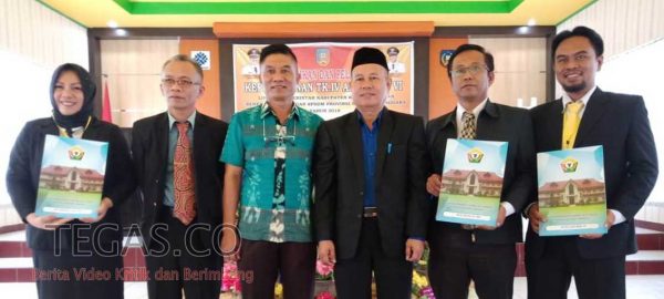 Diklatpim IV Pemda Konsel Resmi Ditutup, Satu Peserta Dinyatakan Mengulang