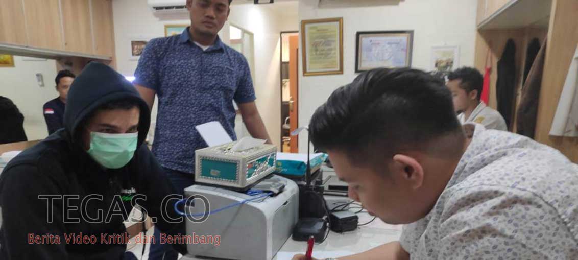 Pesinetron Steve Emmanuel Ditangkap Polisi Terkait Kasus Narkoba