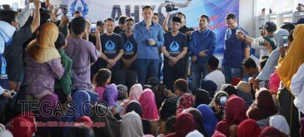 Tiba di Sulteng, AHY Langsung Tinjau Pengungsi di Sigi