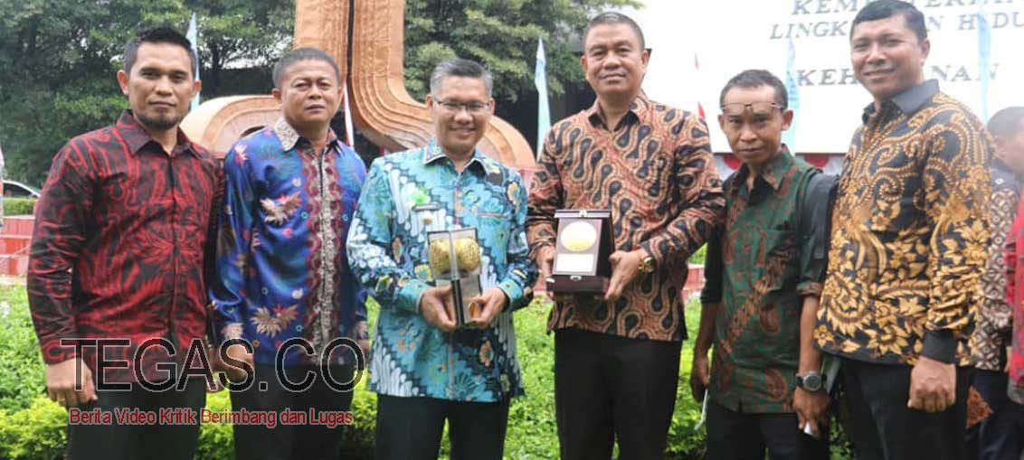 Kota Kendari Kembali Dianugrahi Penghargaan Adipura yang ke-10