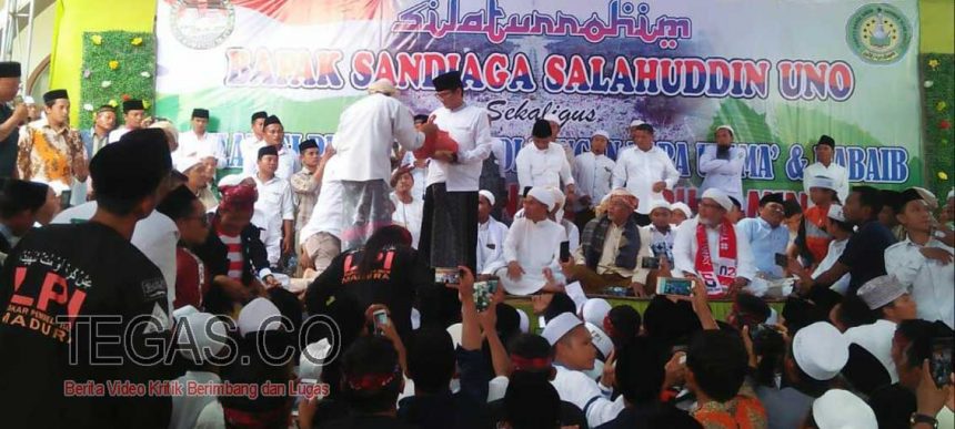 Ini Pesan Sandiaga Uno kepada Santri Darul Amin Sampang