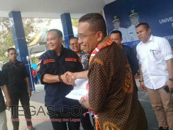 Terima Mahasiswa KKN UHO, Ini Harapan Rajiun untuk Mubar