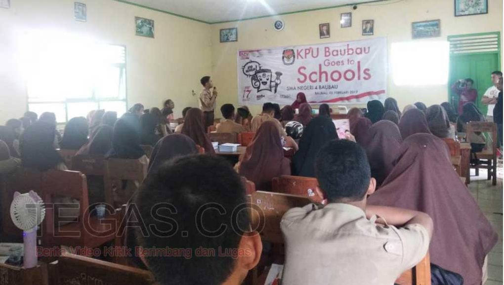 Sasar Pemilih Pemula, KPU Baubau Goes to School di SMAN 4