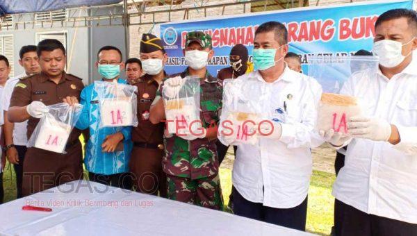 Penangkapan Kurir Sabu 5 Kg, BNNP Sultra Musnahkan Barang Bukti