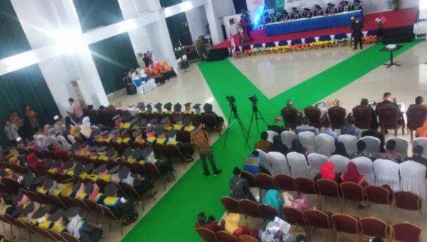 Politehnik Baubau Telorkan 118 Wisudawan