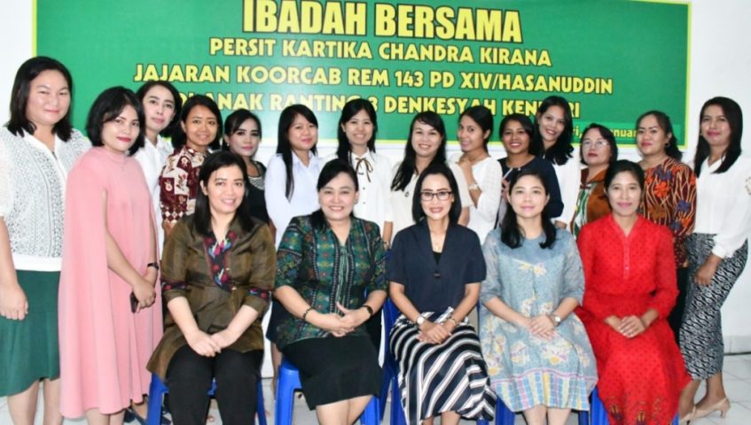 Persit KCK Koorcabrem 143 PD XIV/Hasanuddin Gelar Doa Bersama