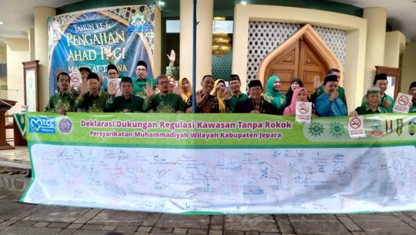 Muhammadiyah Jepara Deklarasikan Kawasan Tanpa Rokok