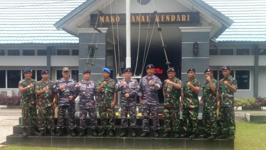 Danguspurla Koarmada II Sambangi Lanal Kendari, Sultra
