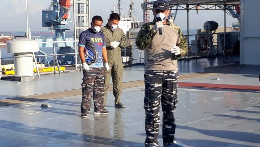 Usai  Dievakuasi Crew Dua Kapal Pesiar, KRI dr.Soeharso Laksanakan Sterilisasi